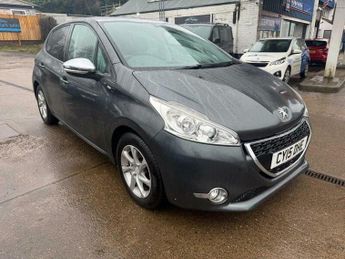 Peugeot 208 1.2 VTi PureTech Style Euro 6 5dr