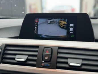 BMW 3 SERIES 320i SE