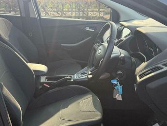 Ford Focus 1.0T EcoBoost Zetec Edition Auto Euro 6 (s/s) 5dr