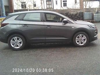Vauxhall Grandland X SE