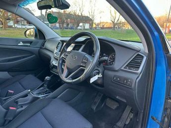 Hyundai Tucson 2.0 CRDi SE Nav Auto 4WD Euro 6 5dr