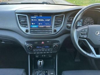 Hyundai Tucson 2.0 CRDi SE Nav Auto 4WD Euro 6 5dr