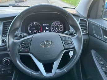 Hyundai Tucson 2.0 CRDi SE Nav Auto 4WD Euro 6 5dr