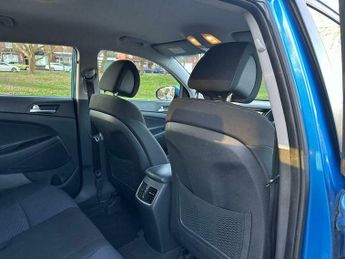 Hyundai Tucson 2.0 CRDi SE Nav Auto 4WD Euro 6 5dr