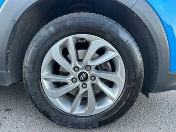 Hyundai Tucson 2.0 CRDi SE Nav Auto 4WD Euro 6 5dr