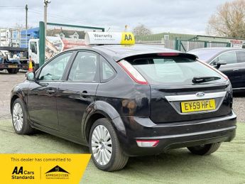 Ford Focus 1.6 Titanium Hatchback 5dr Petrol Automatic (184 g/km, 99 bhp)