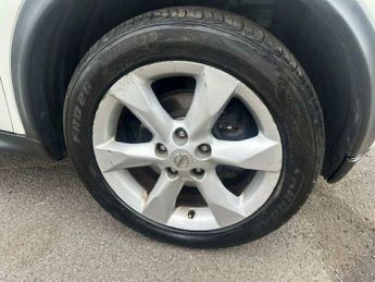 Nissan Juke 1.6 Acenta CVT Euro 5 5dr