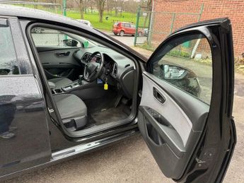 SEAT Leon 1.6 TDI SE Dynamic DSG Euro 6 (s/s) 5dr
