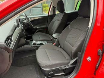 Ford Focus 1.0T EcoBoost MHEV Titanium DCT Euro 6 (s/s) 5dr