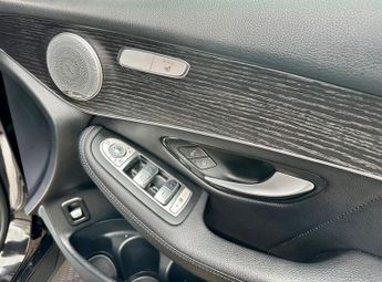 Mercedes GLC Class GLC 220 D 4MATIC AMG LINE