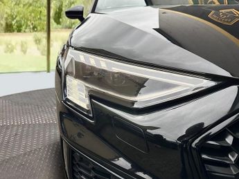 Audi A3 TDI S LINE EDITION 1