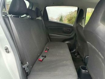 Toyota Yaris 1.33 Dual VVT-i Icon Multidrive S Euro 6 5dr