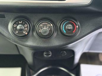 Toyota Yaris 1.33 Dual VVT-i Icon Multidrive S Euro 6 5dr