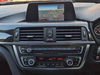 BMW 3 SERIES 2.0 320d Luxury Saloon 4dr Diesel Auto Euro 5 (s/s) (184 ps)