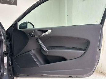 Audi A1 1.4 TFSI Sport Hatchback 3dr Petrol S Tronic Euro 6 (s/s) (Nav) 