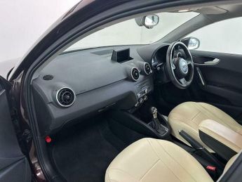 Audi A1 1.4 TFSI Sport Sportback 5dr Petrol S Tronic Euro 5 (s/s) (122 p