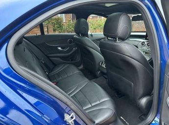 Mercedes-Benz C Class 2.1 C220d AMG Line (Premium) 7G-Tronic+ Euro 6 (s/s) 4dr