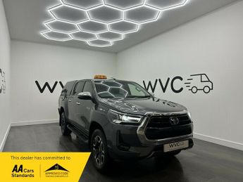 Toyota Hi Lux INVINCIBLE 4WD D-4D DCB