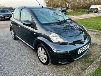 Toyota AYGO 1.0 VVT-i + Euro 5 5dr