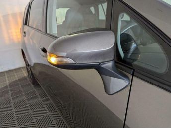 Toyota Verso 1.8 V-Matic Design Multidrive S Euro 6 5dr (7 Seat)