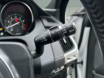 Jaguar E-PACE 2.0 P200 R-Dynamic S Auto AWD Euro 6 (s/s) 5dr