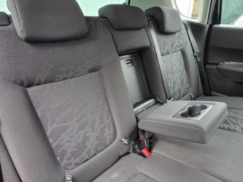 Peugeot 3008 E-HDI ACTIVE