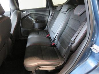 Ford Kuga ST-LINE TDCI