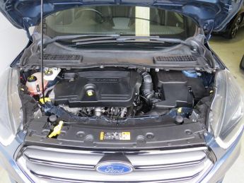 Ford Kuga ST-LINE TDCI