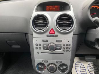 Vauxhall Corsa EXCLUSIV AC !! JUST 16,000 MILES - ULEZ COMPLIANT - NEW MOT - FU