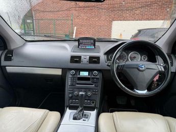 Volvo XC90 2.4 D5 SE Lux Geartronic 4WD Euro 5 5dr