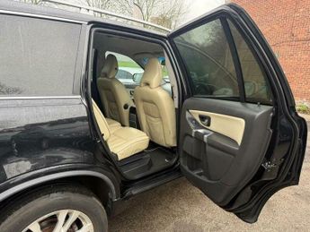 Volvo XC90 2.4 D5 SE Lux Geartronic 4WD Euro 5 5dr