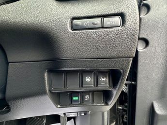 Nissan Qashqai DIG-T TEKNA DCT