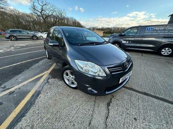 Toyota Auris 1.33 VVT-i TR (s/s) 5dr