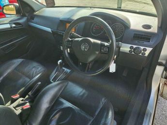 Vauxhall Astra 1.8i 16v Elite 5dr