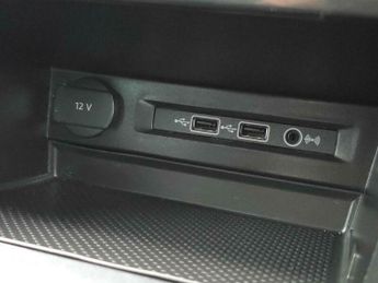 Volkswagen Tiguan 2.0 TDI SE Navigation DSG Euro 6 (s/s) 5dr