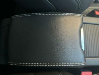 Volvo XC60 2.4 D4 R-Design Nav Auto AWD Euro 6 (s/s) 5dr