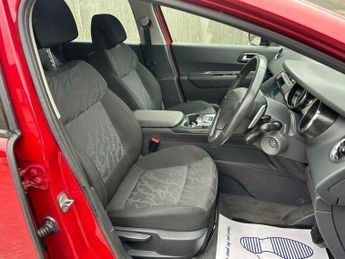 Peugeot 3008 1.6 HDi Sport EGC Euro 5 5dr