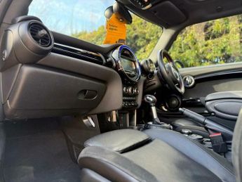 MINI Hatch 2.0 John Cooper Works Auto Euro 6 (s/s) 3dr