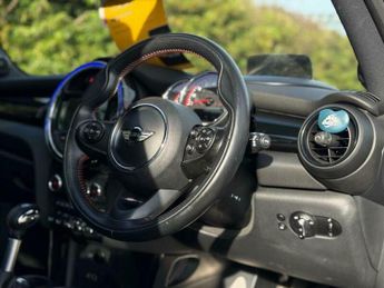 MINI Hatch 2.0 John Cooper Works Auto Euro 6 (s/s) 3dr