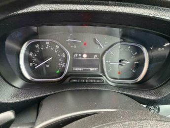 Vauxhall Vivaro 2.0 Turbo D 3100 Elite Auto L1 H1 Euro 6 (s/s) 5dr