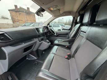 Vauxhall Vivaro 2.0 Turbo D 3100 Elite Auto L1 H1 Euro 6 (s/s) 5dr