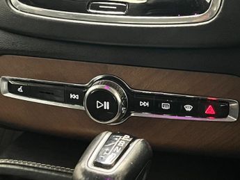 Volvo XC90 D5 POWERPULSE INSCRIPTION AWD