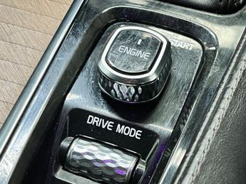 Volvo XC90 D5 POWERPULSE INSCRIPTION AWD