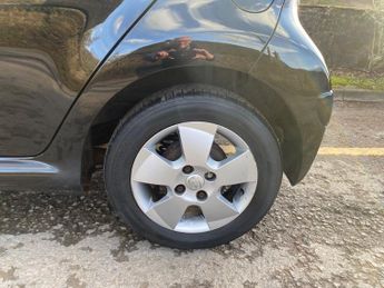 Toyota AYGO VVT-I BLACK