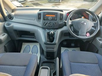 Nissan NV200 