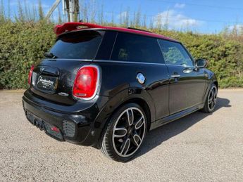 MINI Hatch 2.0 John Cooper Works Auto Euro 6 (s/s) 3dr