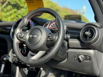 MINI Hatch 2.0 John Cooper Works Auto Euro 6 (s/s) 3dr