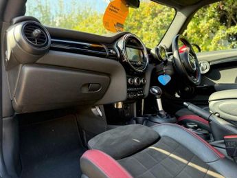 MINI Hatch 2.0 John Cooper Works Auto Euro 6 (s/s) 3dr