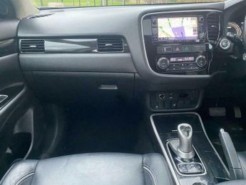 Mitsubishi Outlander 2.0h 12kWh GX4h CVT 4WD Euro 6 (s/s) 5dr