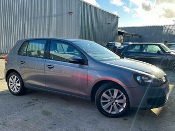 Volkswagen Golf TDi 1.6 TDI Match DSG Euro 5 5dr